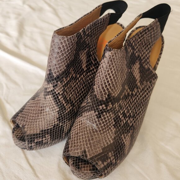 Michael Kors Heels size 37 - Picture 1 of 8